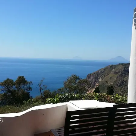 Σαλέ Anoeta Casetta Eoliana Lipari,pool,sauna