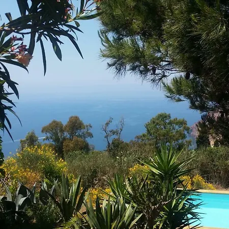 Σαλέ Anoeta Casetta Eoliana Lipari,pool,sauna
