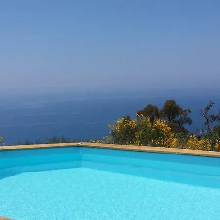Σαλέ Anoeta Casetta Eoliana Lipari,pool,sauna Λίπαρι